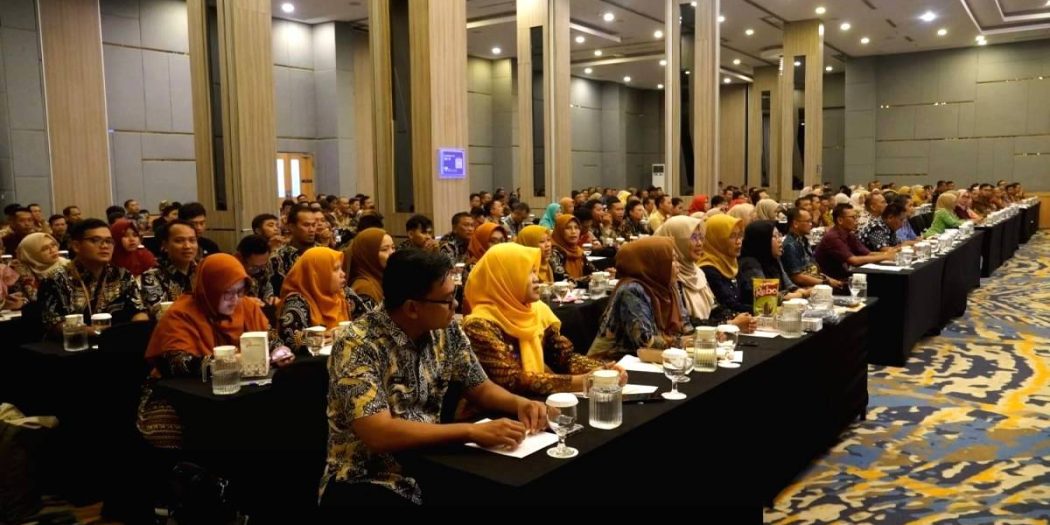 Sekdes Pemkab Cilacap Genjot Digitalisasi Desa, Sekdes Wajib Kuasai Teknologi ...
